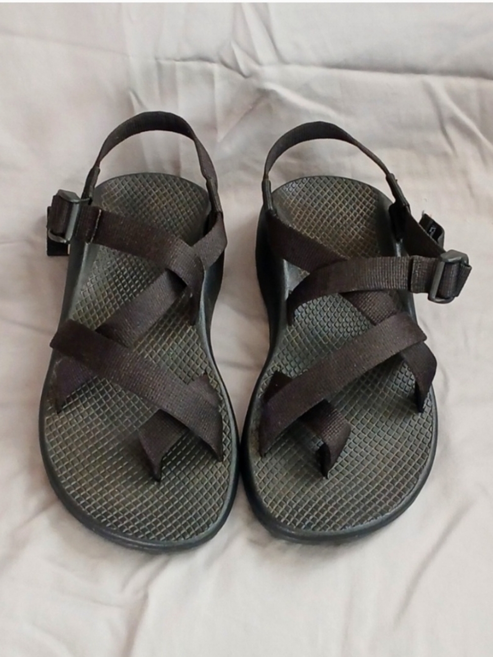 *LIKE NEW* Women's Chaco Black Sandals
